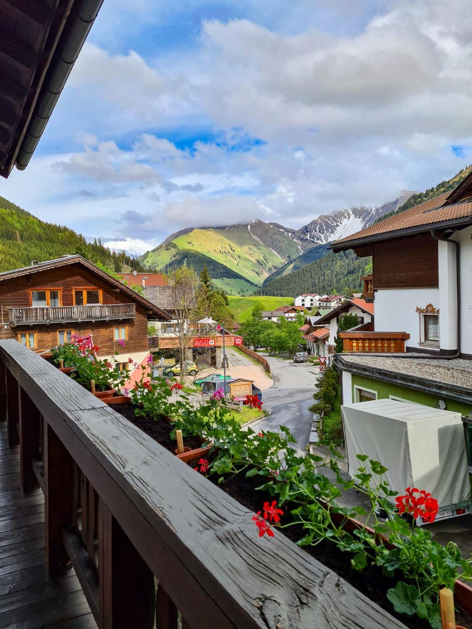 Haus Daheim Bed & Breakfast Berwang Eksteriør bilde