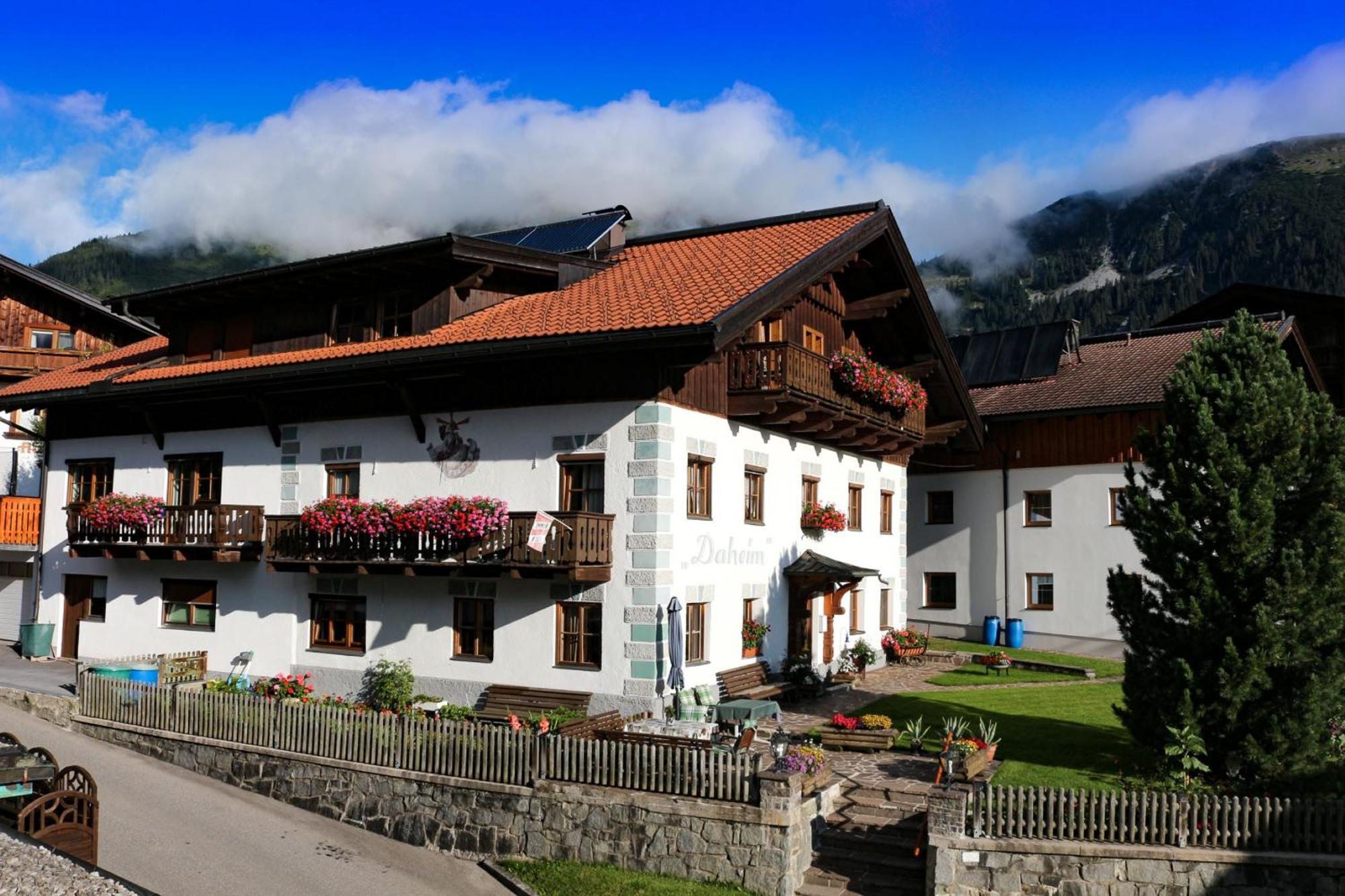 Haus Daheim Bed & Breakfast Berwang Eksteriør bilde